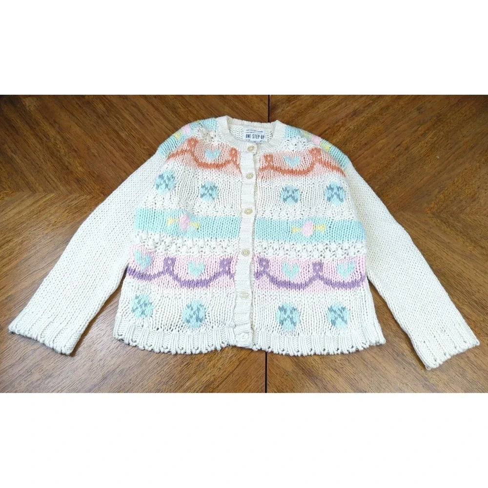 One Step Up Cardigan Sweater Sz MED Hand Knit Pastels Hearts Chunky Cable Knit - Picture 2 of 13